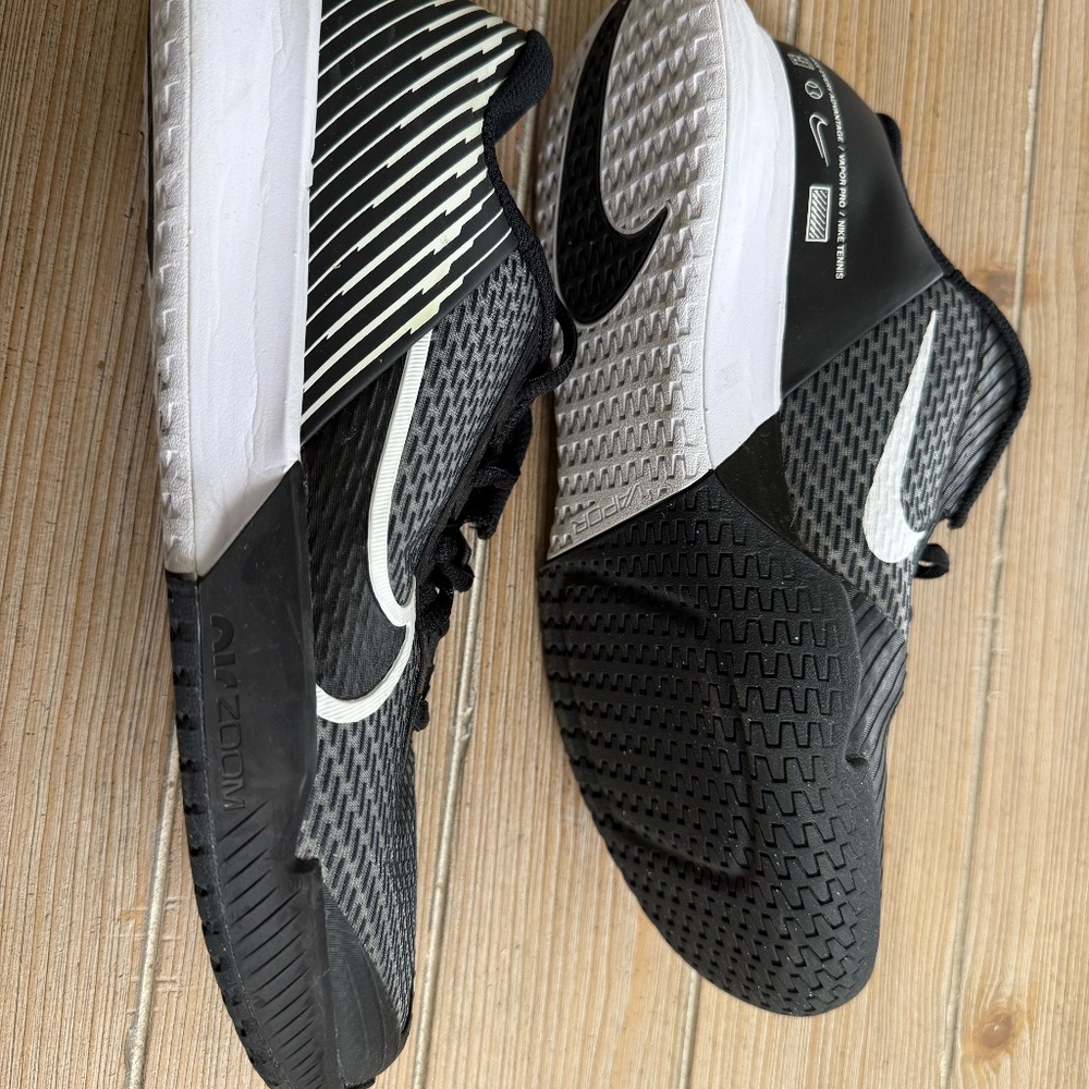NIKE COURT ZOOM VAPOR PRO